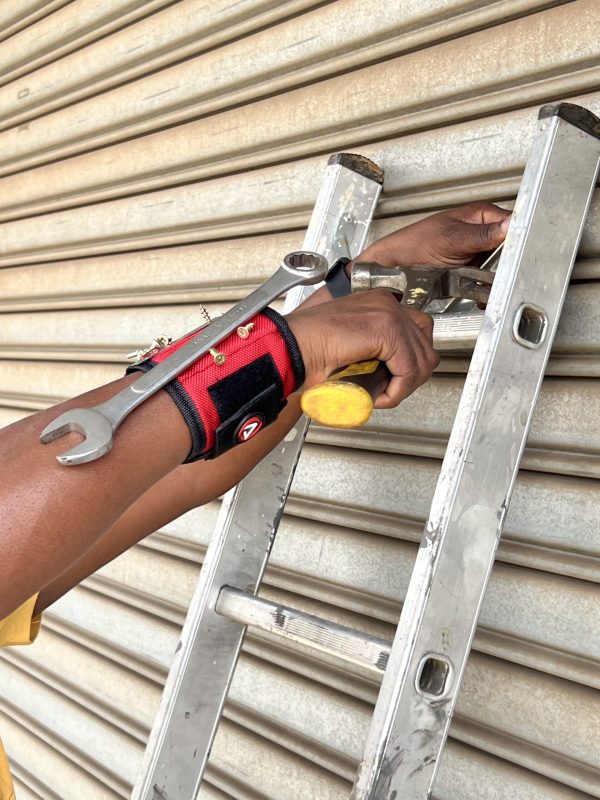 Magnetic Tool Holding Wrist Band